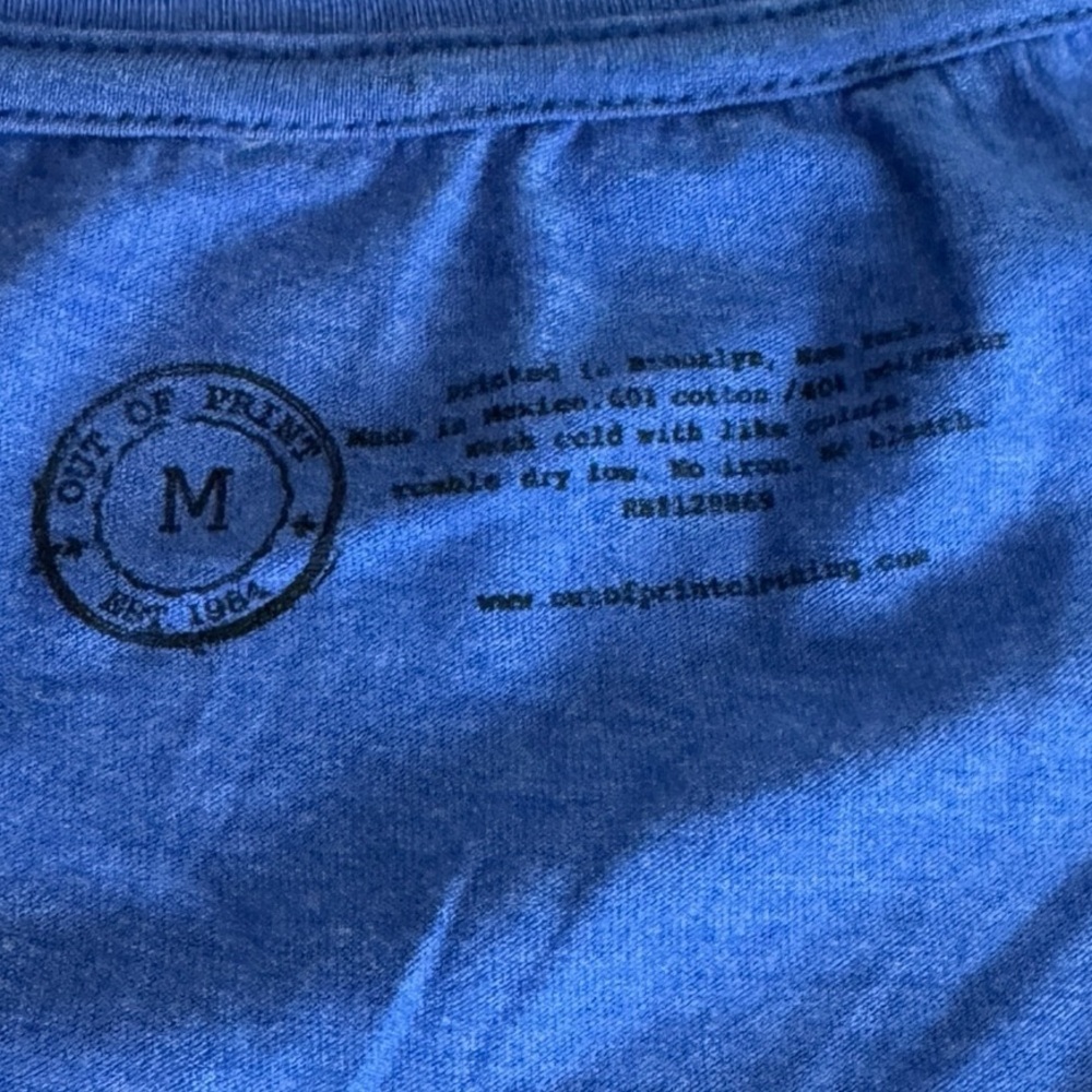 Out of Print Walden Henry David Thoreau Tee Size M - Picture 2 of 4